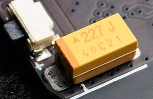 冠旭達課堂：鋁電容和鉭電容的區別在哪？